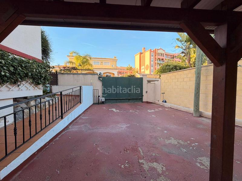 Foto d3924514-56bd-4246-b1a5-ec73577b5bdc. Casa amb aparcament piscina a Bonalba-Cotoveta Mutxamel