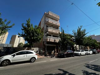 Pis a Avinguda de la generalitat 38