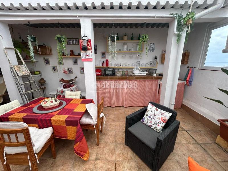 Foto 45f131df-8378-4625-b1c5-58ba32cf89f2. Casa pareada casa en venta en las palmas de gran canaria en Palmas de Gran Canaria (Las)