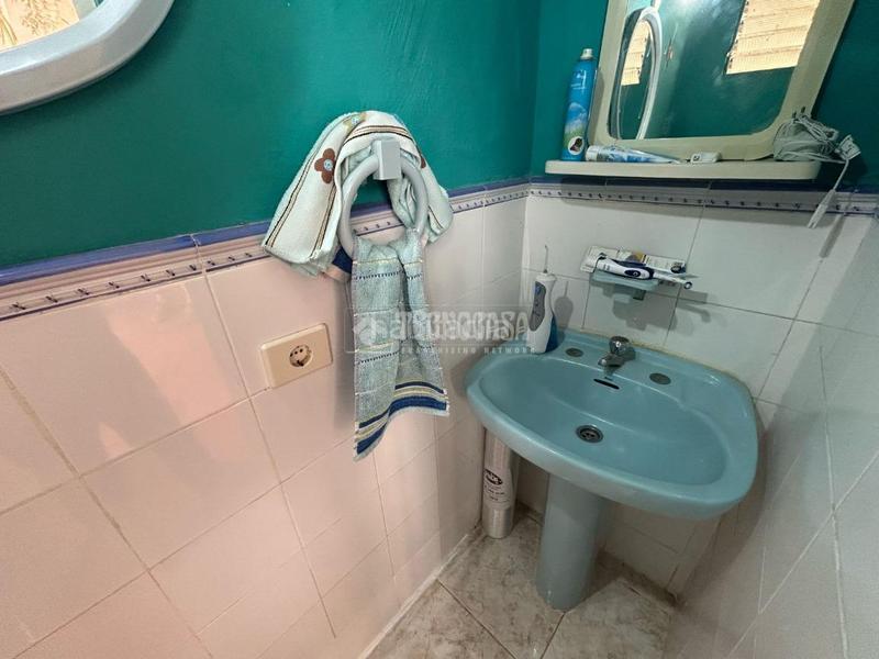 Foto c3926482-d6db-4824-8edf-8be82b63b484. Casa pareada casa en venta en las palmas de gran canaria en Palmas de Gran Canaria (Las)