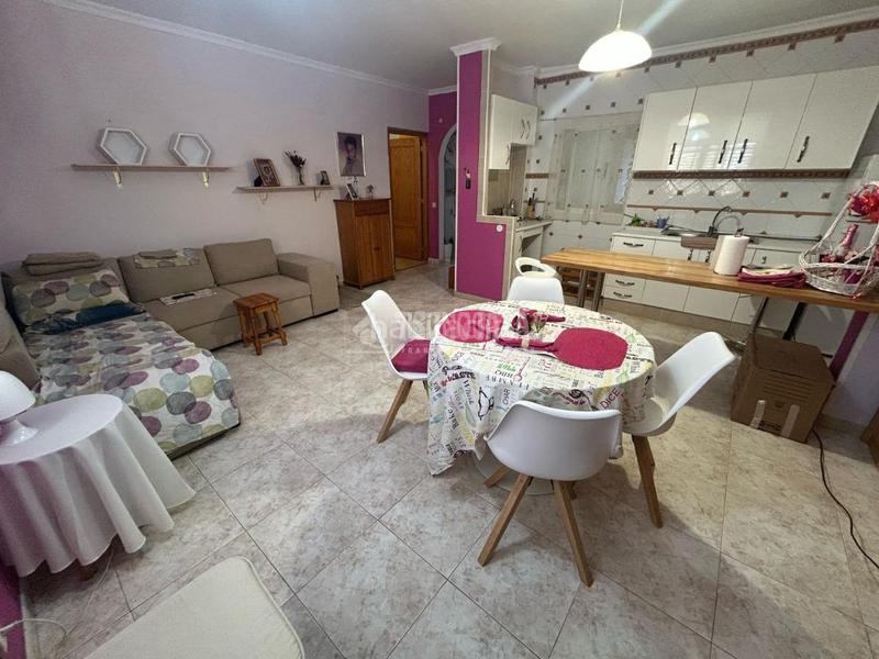 Foto b68bffae-2de7-44bc-ab4a-295b06ddabdb. Piso  en venta en las palmas de gran canaria en Palmas de Gran Canaria (Las)