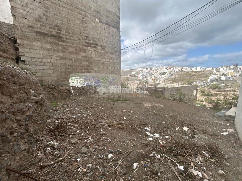 Foto 164ef2cf-e6ee-471f-93fe-46b7659300cc. Terreny residencial a Carretera del Centro Palmas de Gran Canaria (Las)