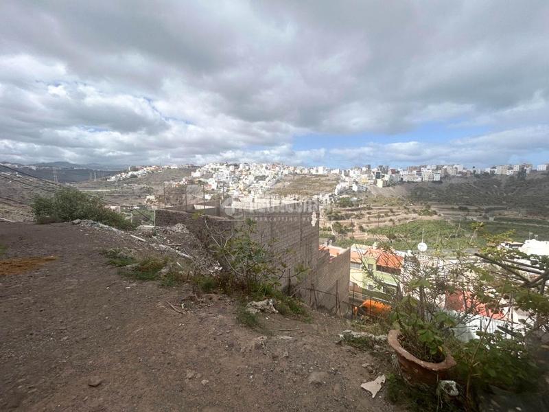 Foto 43c476ac-863c-49fc-a07a-5632200d0c52. Terreny residencial a Carretera del Centro Palmas de Gran Canaria (Las)