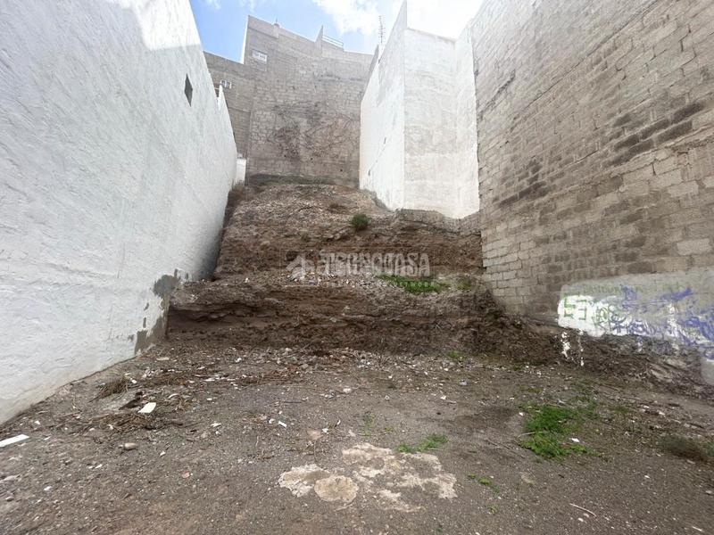 Foto a5512b10-d4fb-4e4a-b7c7-933db7768c27. Terreny residencial a Carretera del Centro Palmas de Gran Canaria (Las)