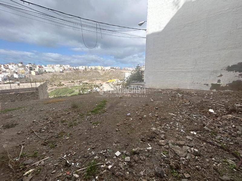 Foto e531ea47-f888-4e43-b06c-7a1b14ea97f5. Terreny residencial a Carretera del Centro Palmas de Gran Canaria (Las)