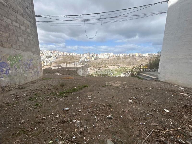 Foto efd63823-d4d2-4e39-8f7c-50b837addcfc. Terreny residencial a Carretera del Centro Palmas de Gran Canaria (Las)