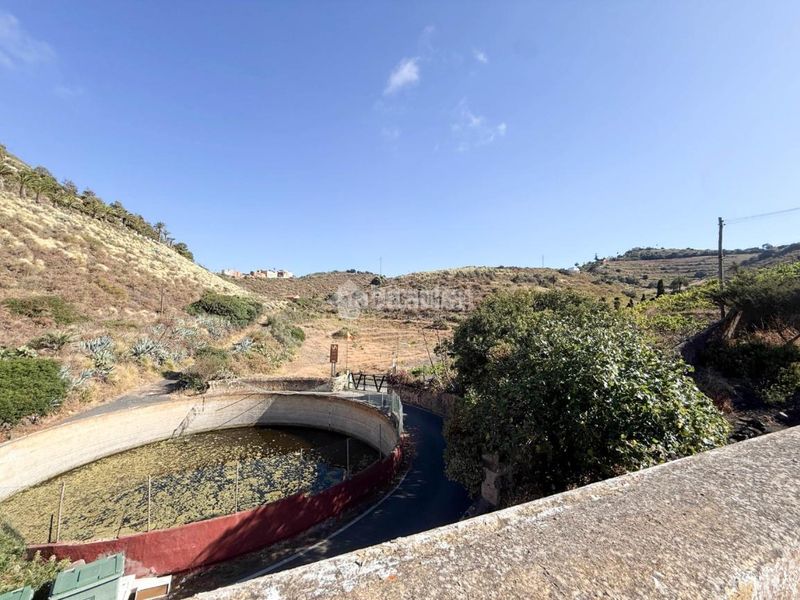 Foto 1f97efb6-4fb9-4632-91ff-7bc3326fcb1e. Casa aparellada a Los Alvarados - Fuente los Berros - Bandama Santa Brígida