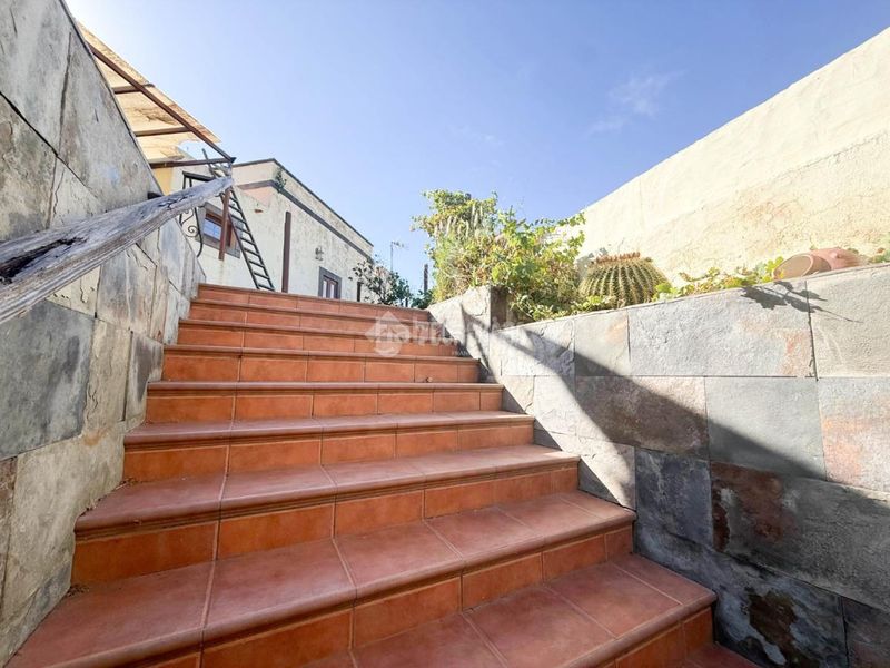 Foto b1d8a4d2-f60f-4dcf-9d84-27164ebbe856. Casa aparellada a Los Alvarados - Fuente los Berros - Bandama Santa Brígida