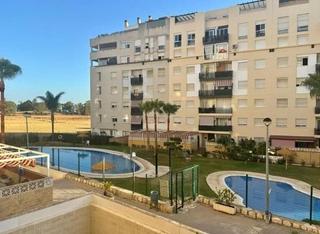 Oficina a Rodeo Alto - Guadaiza - La Campana. Se vende oficina en nueva andalucia de 100m2