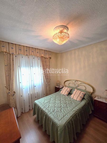 Foto 4bd6caed-af90-49da-930b-94c2e8dabba6. Pis a San Diego Madrid