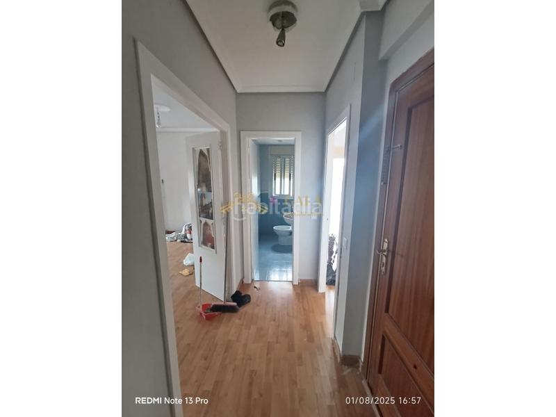 Foto f4fd880c-b875-4abd-86c5-31587279a808. Etagenwohnung mit parking in La Cañada - Aldea Moret Cáceres