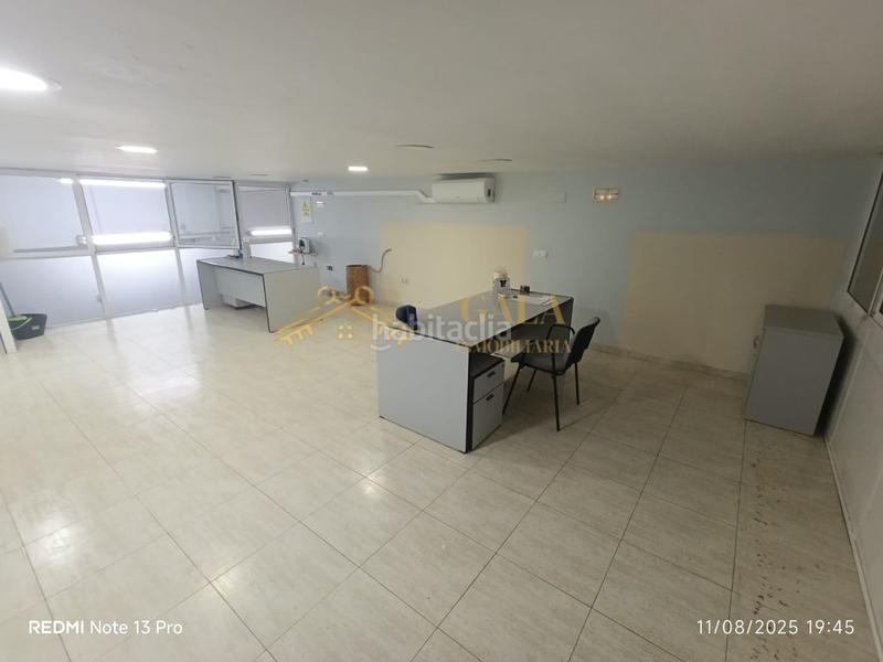 Foto bbfbc8a0-8e96-4cc1-9e5f-9979dc004844. Alquiler local comercial alquiler local comercial de 250 metros zona centro caceres en Cáceres