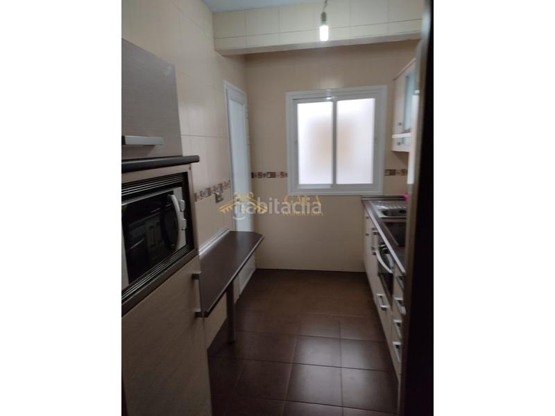 Foto bcb859be-1b98-4dfe-b9ba-02bd721e65a1. Lloguer pis a Centro Cáceres