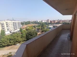 Appartement à Nuevo Cáceres. Venta piso 4 habitaciones zona nuevo caceres