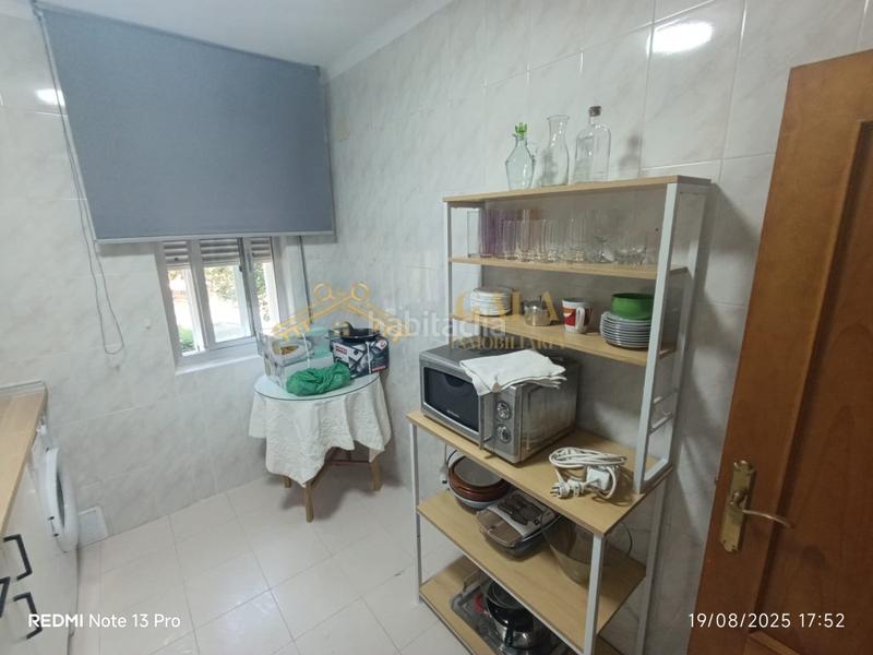 Foto 2863767b-3ad0-4466-b886-a2ad33c8b53e. Rent flat with parking in Centro Cáceres