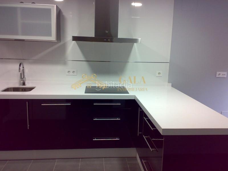 Foto 96c17e3d-9fbc-4d7f-9b39-92443b4c7d19. Casa a schiera con parcheggio in Montesol - Mejostilla Cáceres