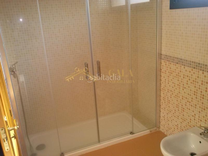 Foto 9edd2316-176d-4632-966d-a7d0e9190a7b. Casa a schiera con parcheggio in Montesol - Mejostilla Cáceres