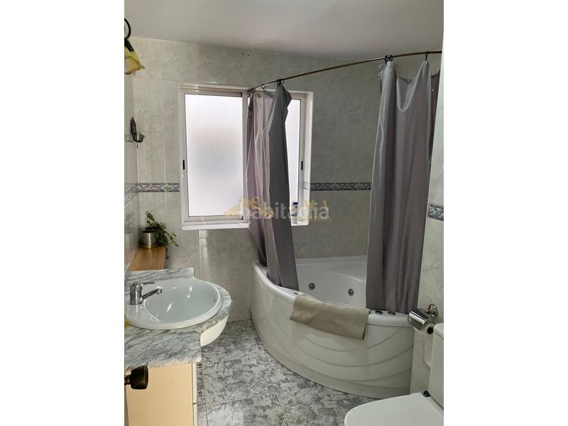 Foto 5f495e99-b379-4870-bca3-3530d6c99fa5. Alquiler piso alquiler piso 4 dormitorios zona centro en Cáceres