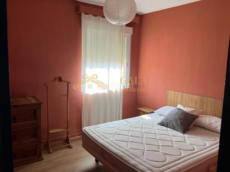 Foto cf1261e5-60f3-435d-9377-3b16cb17823a. Alquiler piso alquiler piso 4 dormitorios zona centro en Cáceres