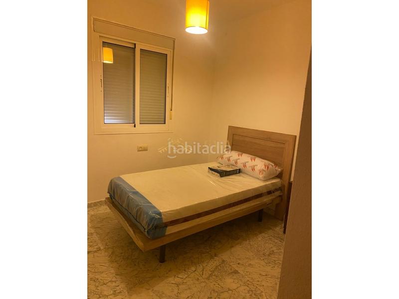 Foto 18e31c90-7549-4080-8571-eeb3ec2a41ee. Casa pareada venta vivienda adosada en zona mejostilla 4 habitaciones en Cáceres