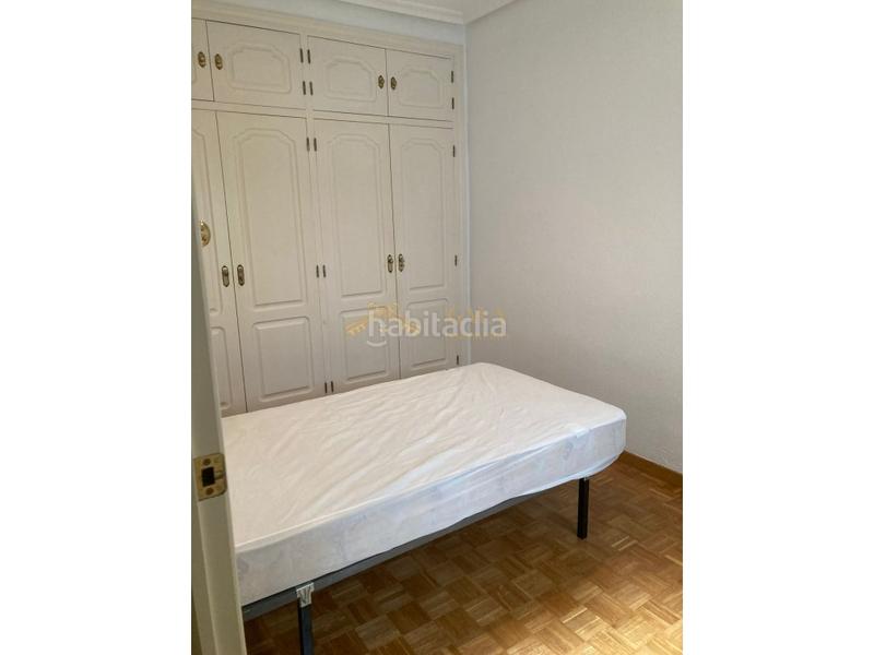 Foto bf975850-7038-4ebc-86c4-7c457cbf0acd. Alquiler piso alquiler piso de 3 habitaciones en la zona de la biblioteca en Cáceres