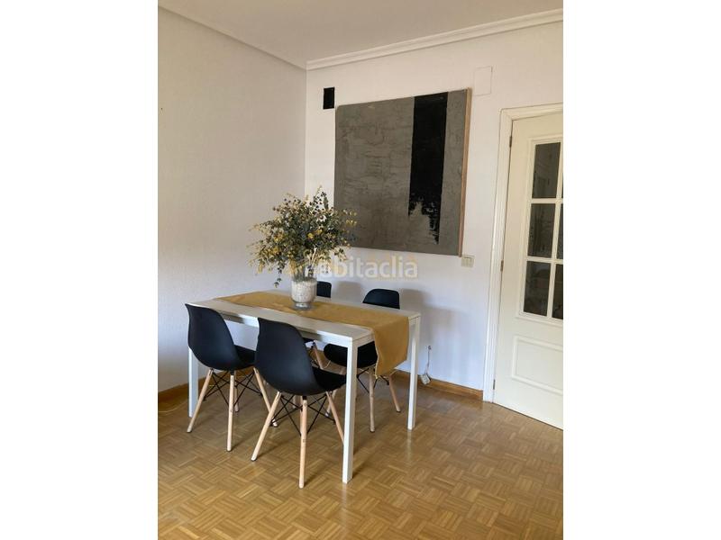 Foto c3b6d036-d98e-480d-bfd0-478408286495. Miete etagenwohnung mit parking in Casco Antiguo Cáceres