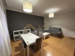 Location Maison jumelée à Montesol - Mejostilla. Alquiler adosado 5 habitaciones zona montesol caceres