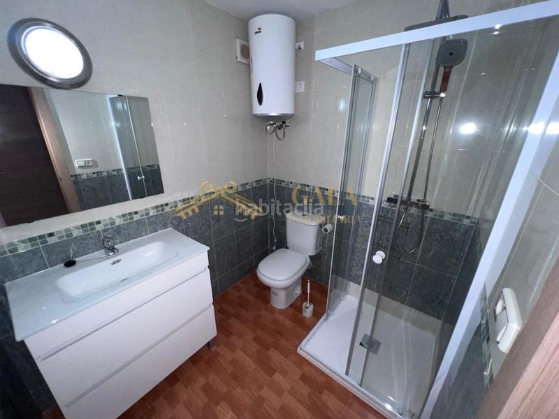 Foto 38ece70f-9e38-4965-911e-f7b0b5f556d5. Alquiler apartamento alquiler apartamento 1 dormitorio zona centro en Cáceres