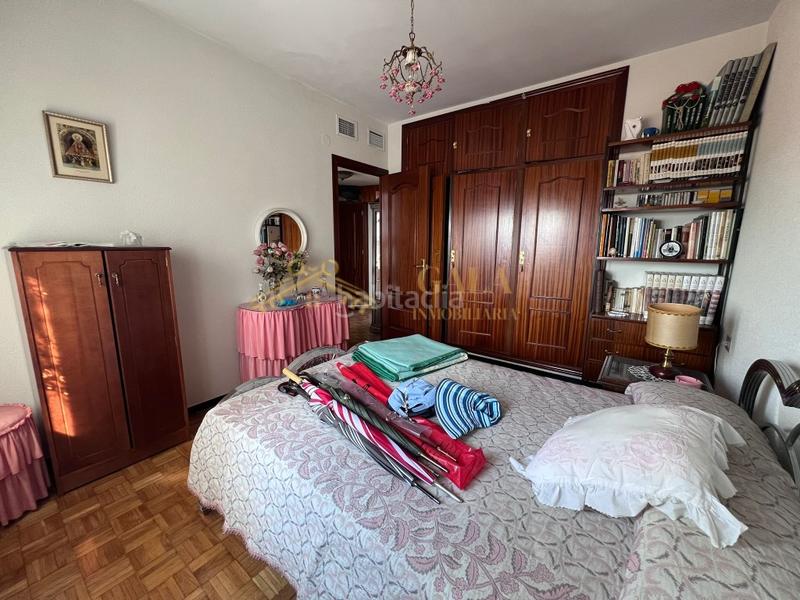 Foto 00d414d8-dd13-4652-b6c5-9c6c0b5c6d82. Etagenwohnung mit heizung parking in Centro Cáceres