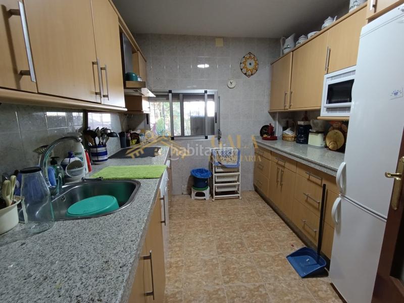 Foto 68612b1d-85f4-44ac-a432-bb653ad8a189. Country house with parking in Campus Universitario Cáceres