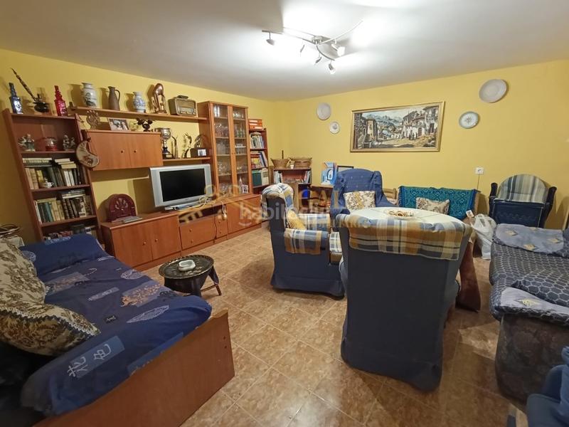 Foto 9df5a79c-9e55-45bd-aef1-b6fb103b150b. Country house with parking in Campus Universitario Cáceres