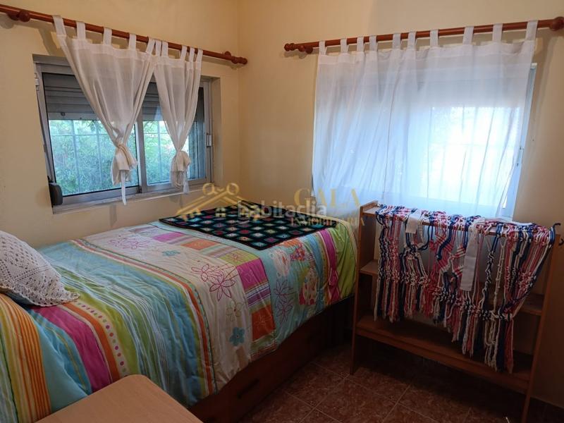 Foto c247b387-587e-4a99-9906-22562dd252af. Country house with parking in Campus Universitario Cáceres
