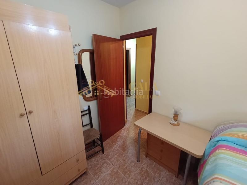 Foto cc72895f-870c-41d2-b753-2d87719a8f40. Country house with parking in Campus Universitario Cáceres