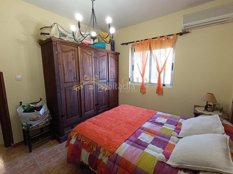 Foto fe78394f-dfa7-4eeb-b823-111b6adf56e3. Country house with parking in Campus Universitario Cáceres