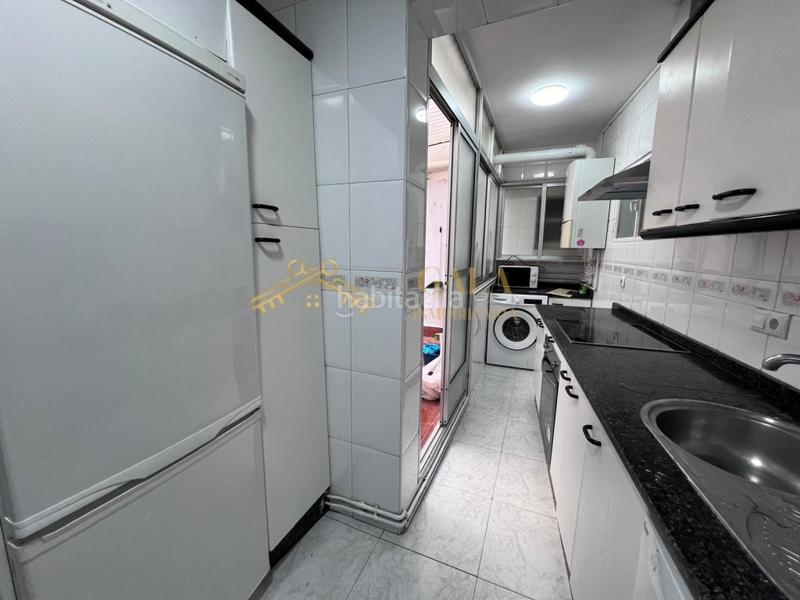 Foto 5c205317-9b4a-4ac3-b633-1d89fa0494e1. Alquiler piso alquiler piso 4 habitaciones zona antonio hurtado en Cáceres