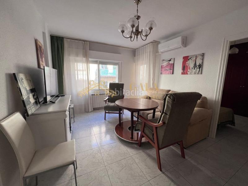 Foto d61fa194-943a-43fe-adbb-838bcd894e77. Alquiler piso alquiler piso 4 habitaciones zona antonio hurtado en Cáceres