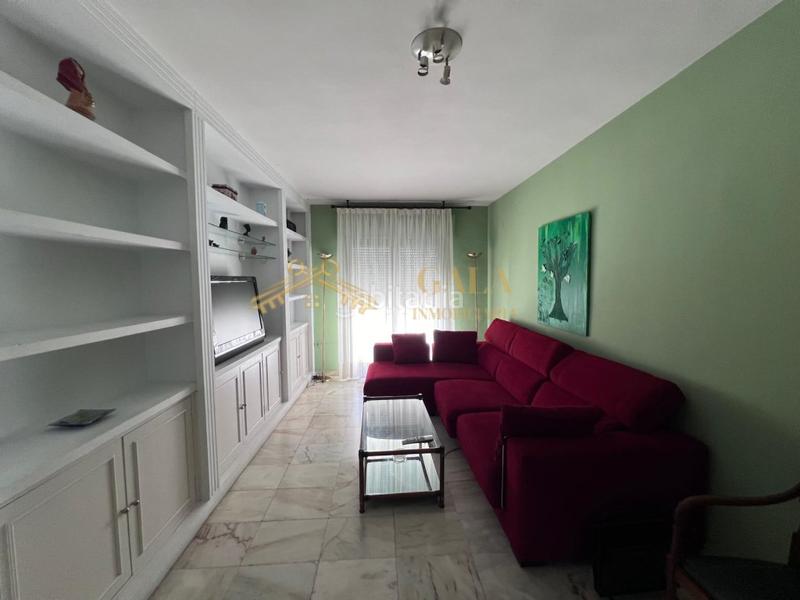 Foto 4462555c-441c-4279-8541-db9274bed130. Miete appartement mit parking in Centro Cáceres