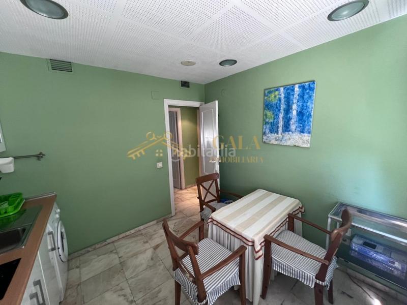 Foto e035aede-9749-4ba5-839d-9dabe6054f26. Miete appartement mit parking in Centro Cáceres