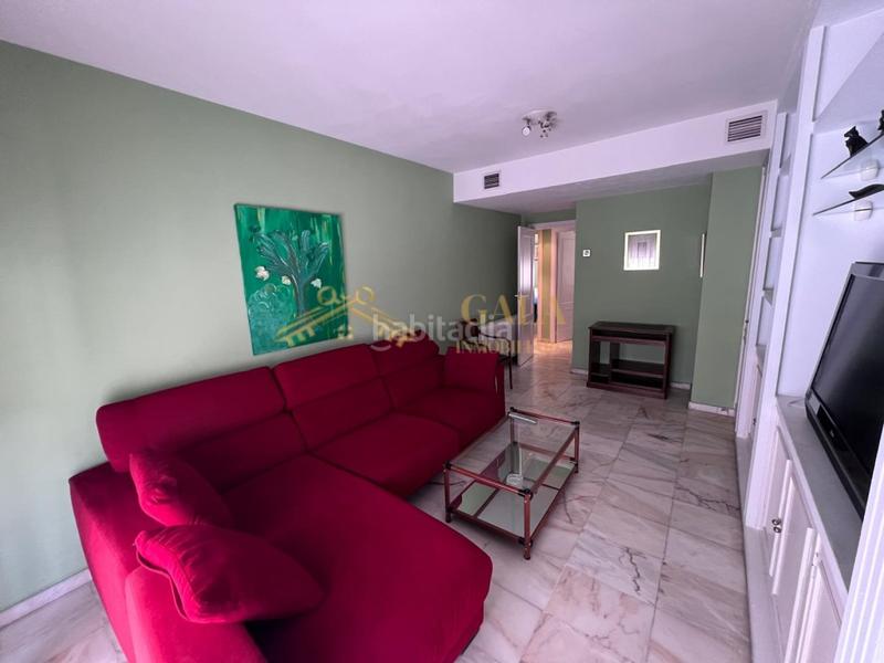 Foto 90f31a1e-4319-49ac-8136-444b06f60f59. Rent apartment with parking in Centro Cáceres