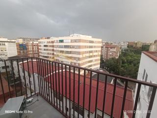 Lloguer Àtic a Ruta de la Plata. Alquiler ático 3 habitaciones zona centro madrila