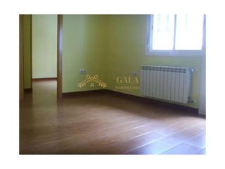 Location Appartement à Casco Antiguo. Alquiler piso 3 habitaciones zona centro sin muebles