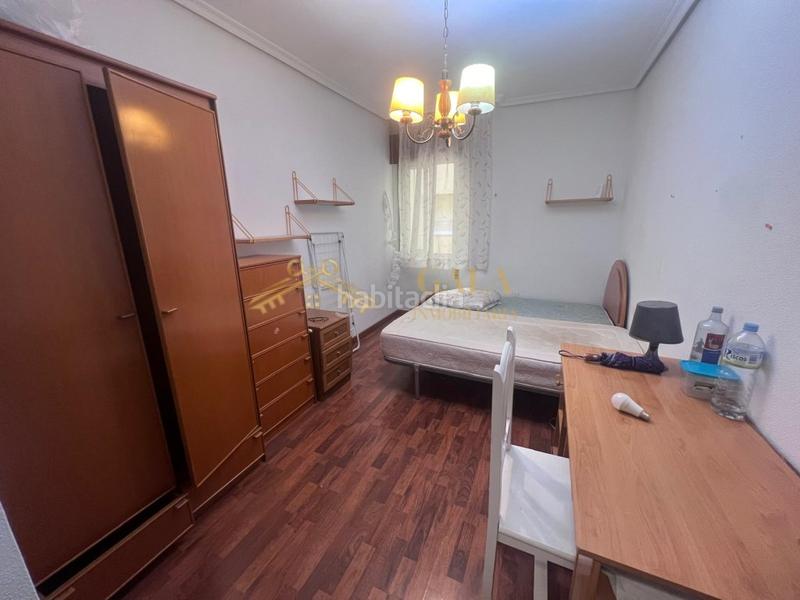 Foto 5c77ea0e-690e-41c6-98a5-f9dff7a020c1. Piso venta piso 4 habitaciones zona Centro gala inmobiliaria en Cáceres