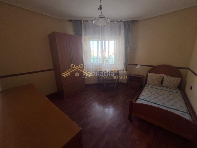 Foto 65eed326-0415-404d-a118-97202d8d0dfd. Piso venta piso 4 habitaciones zona Centro gala inmobiliaria en Cáceres