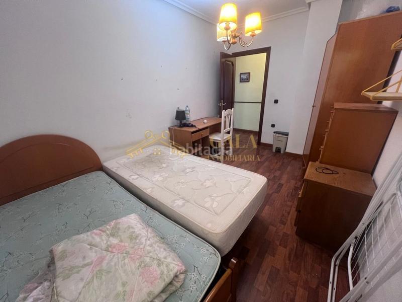 Foto 9f27e39c-2474-44e9-8eb7-2d06d3b88f34. Piso venta piso 4 habitaciones zona Centro gala inmobiliaria en Cáceres