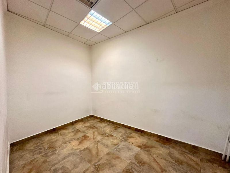 Foto fdacb8b9-0a4d-4128-a8f2-33f1653bd1c1. Local comercial a El Carmen Murcia