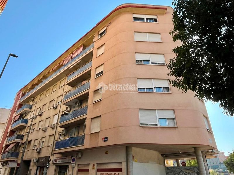 Foto a624110d-7eff-4d6f-a50c-e333b66f53d0. Pis amb calefacció aparcament a El Carmen Murcia