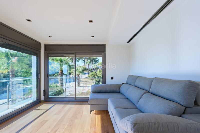 Foto f9bda932-0bb8-4775-a5c7-d24dca5c9650. Etagenwohnung mit heizung parking pool in Can Pei Sitges