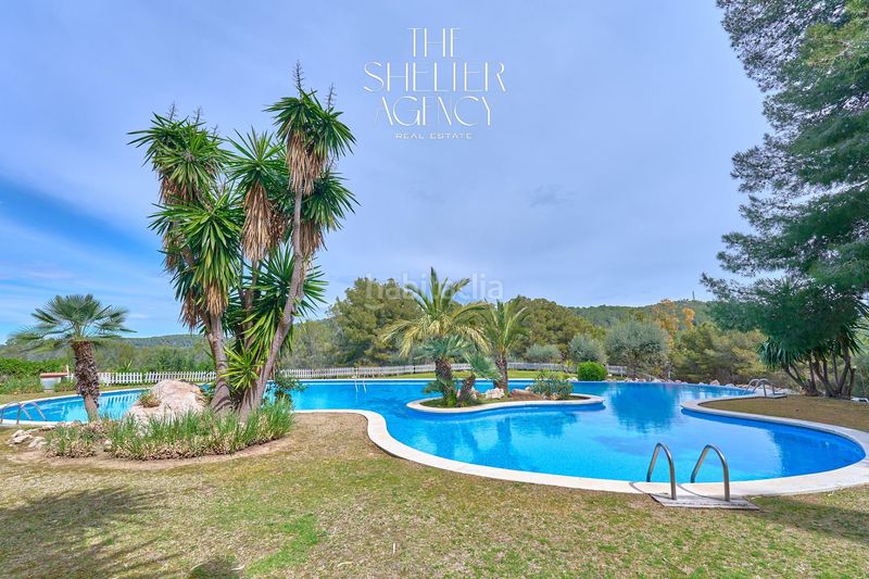 Foto da2ea723-45e2-4bc9-b582-455c2222be8b. Casa adossada amb calefacció aparcament piscina a Sitges
