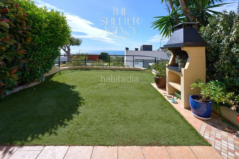 Foto ea42645f-2123-4b2c-ad1e-1e38996695e9. Casa adossada amb calefacció aparcament piscina a Sitges