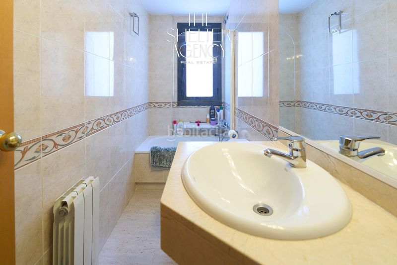 Foto 1273a9ea-371f-4ebb-967f-053dd12c0217. Casa adossada amb calefacció aparcament piscina a Sitges